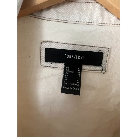 Forever 21 Cropped Denim Jacket M Cream Off White Button Front Y2K Streetwear - Picture 2 of 5